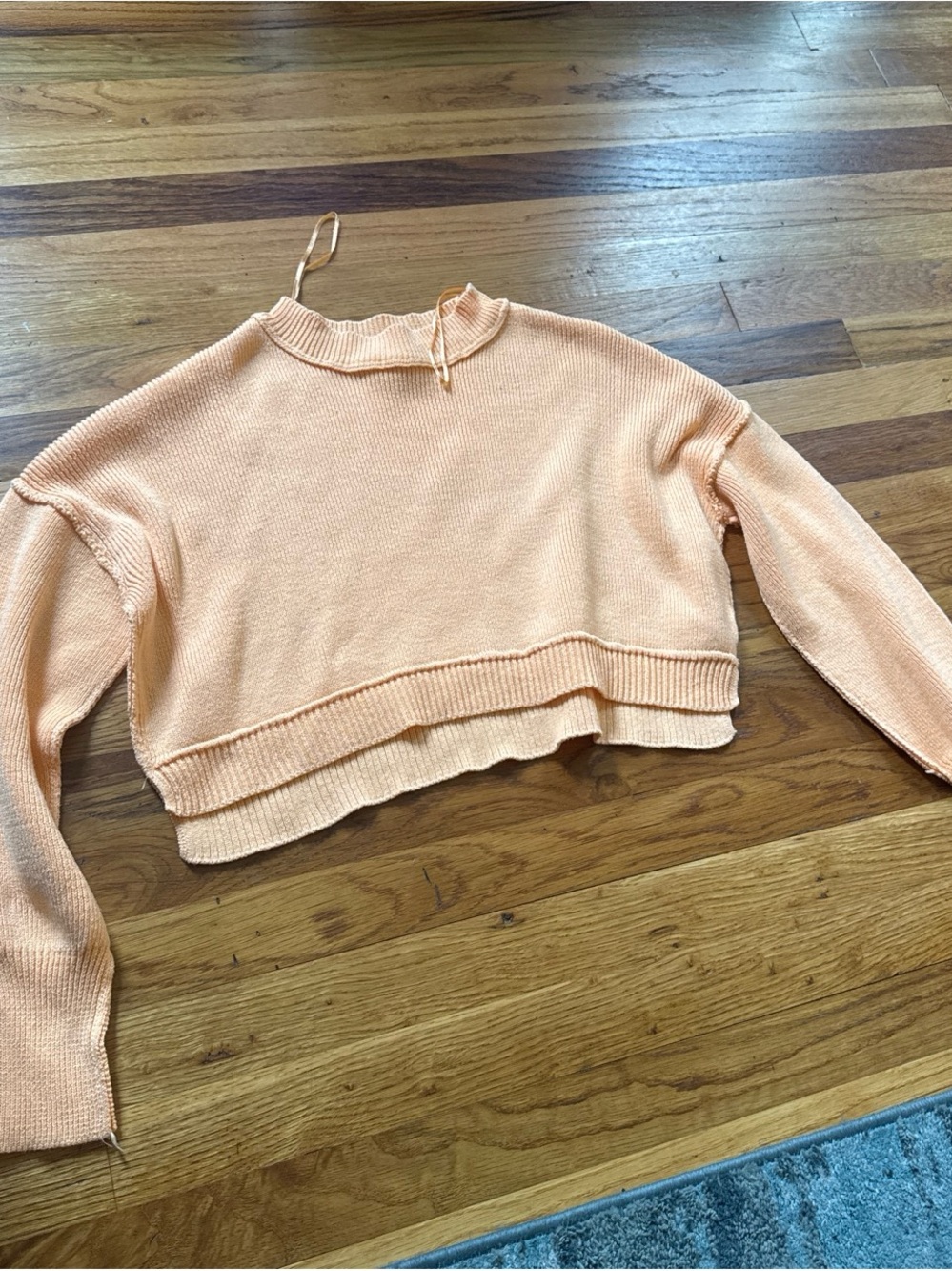 Liz Lange for Target Peach Cropped Knit Pullover